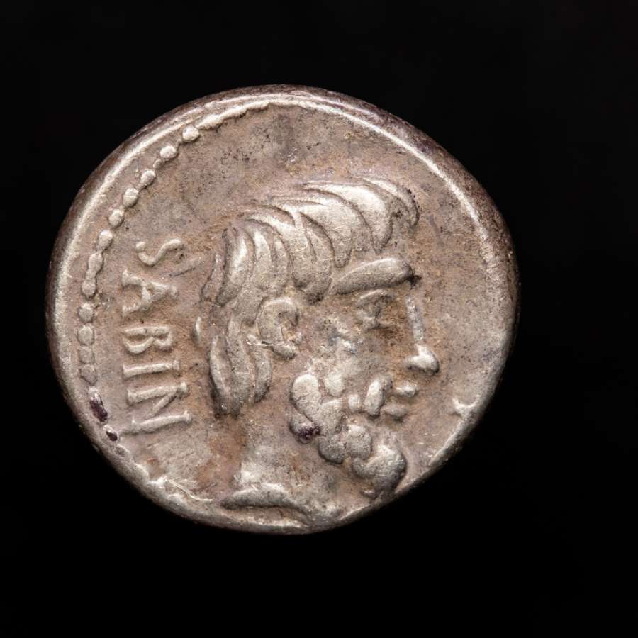 L Titurius Lf Sabinus Denarius Roma 89 AC Rapto De Las Sabinas