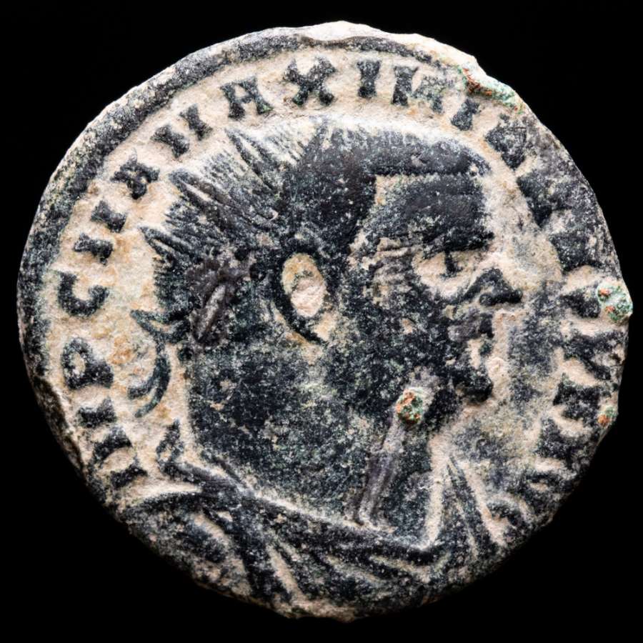 *Lucernae* Maximianus Radiate CONCORDIA MILITVM – Γ / ALE Alexandria 305/6 AD
