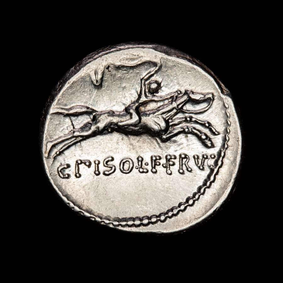 C. Calpurnius L.f. Frugi, denario. Roma en 90 d.C. L•PISO•FRVGI